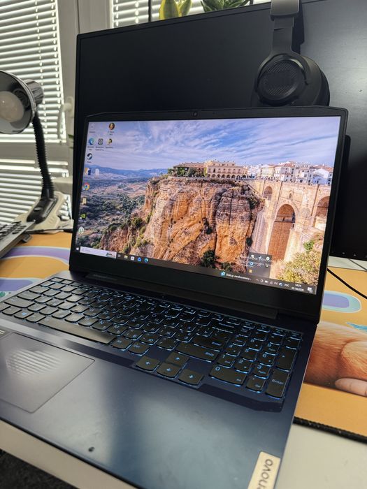 Lenovo IdeaPad Gaming 3 | GTX 1650 | i5-10300H | 8GB RAM | SSD