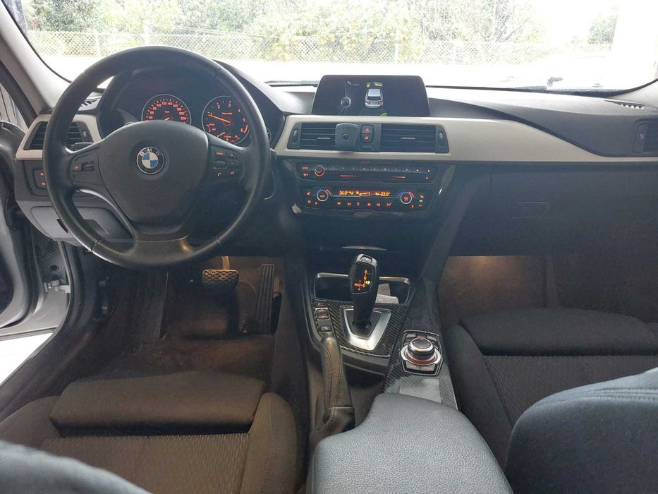 bmw 318D DE 2015