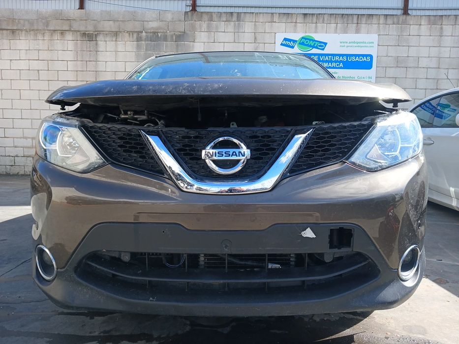 Pára-choques frente NISSAN Qashqai II (J11)