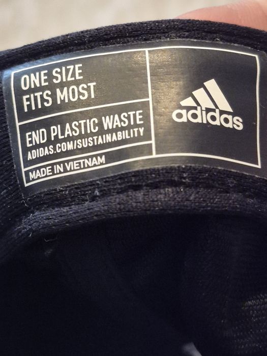 Chapéu Adidas preto