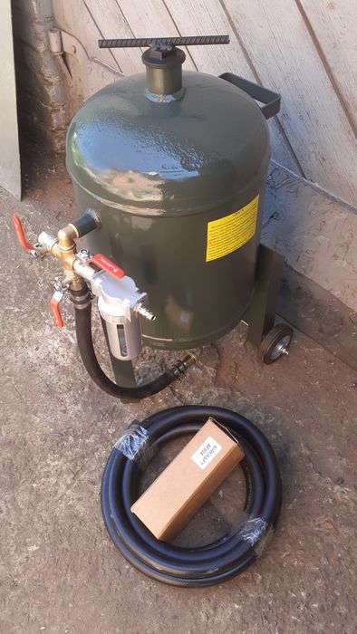 Піскоструй , пескоструй на колесах