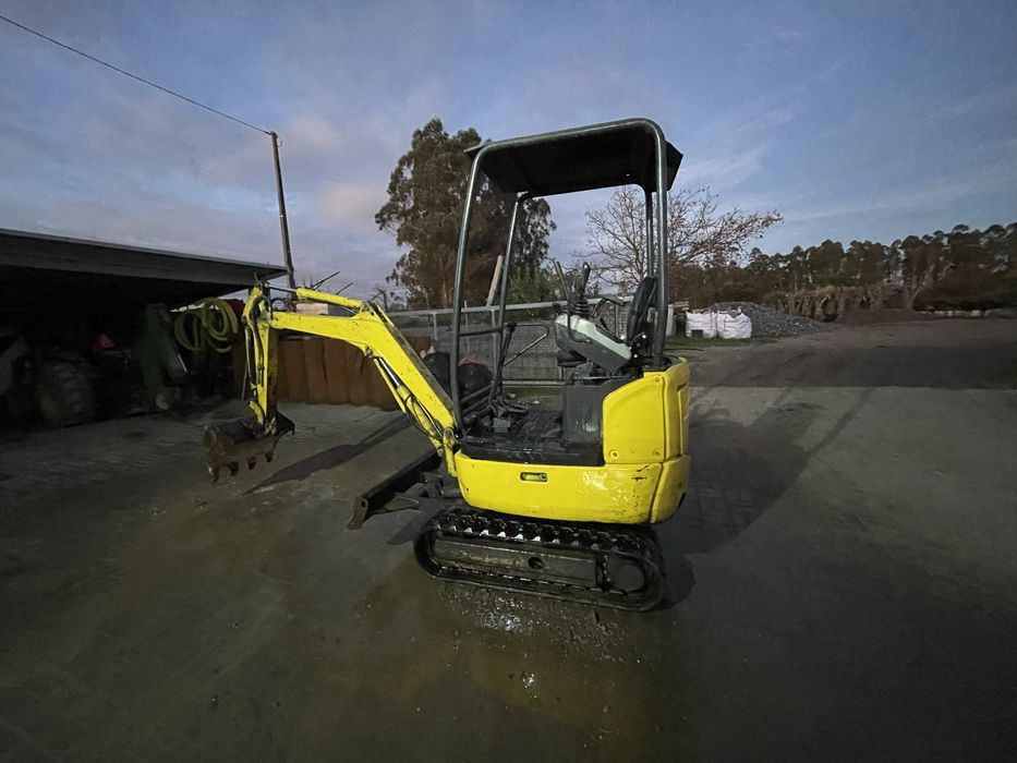 Mini giratoria Komatsu pc-1664187736634882122