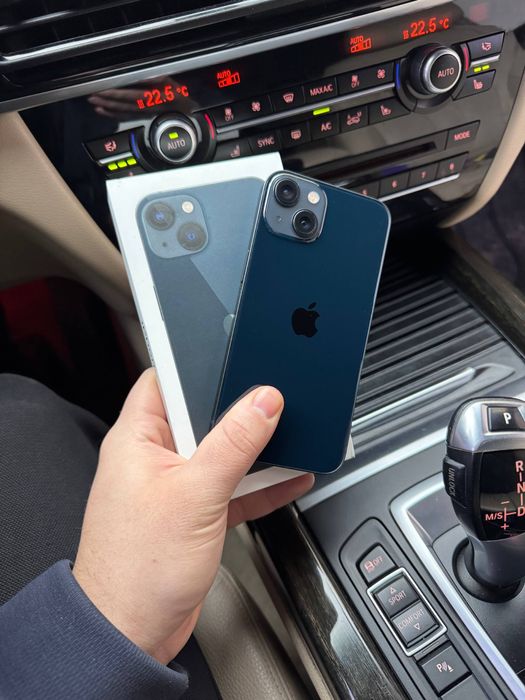 iPhone 13 128GB Midnight