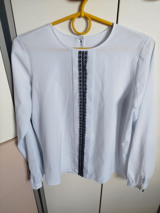 Sprzedam elegancką bluzkę 158