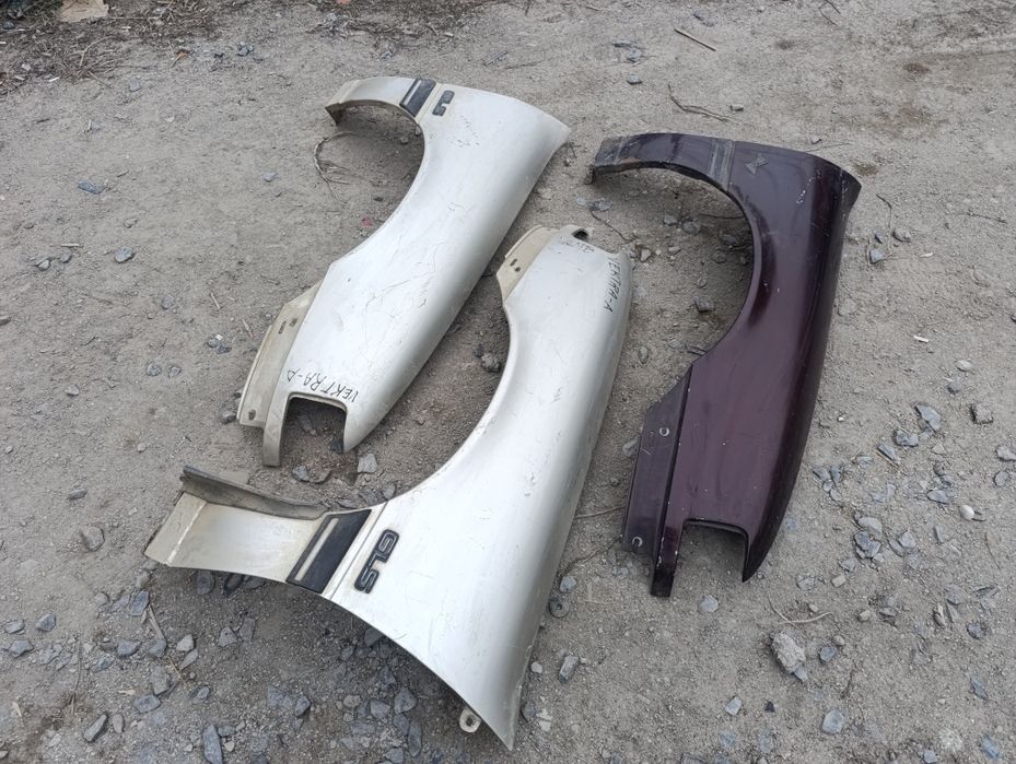 Крылья переднее правое левое Opel Vectra A