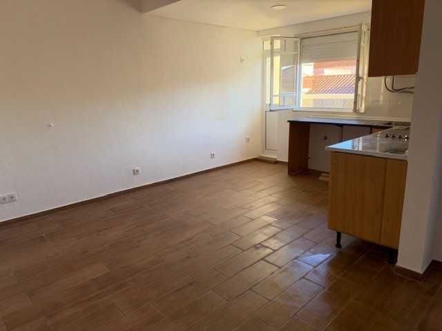 Apartamento | Arrendar | Loures (Camarate) | 2 Quartos