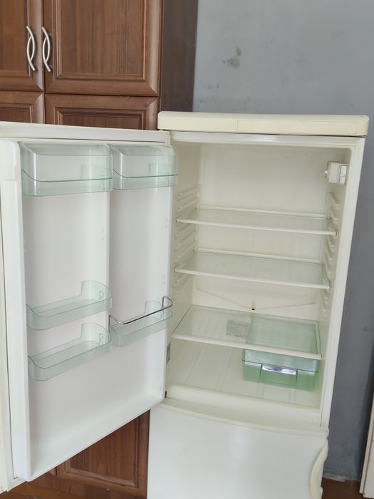 Lodówka Gorenje 150 cm
