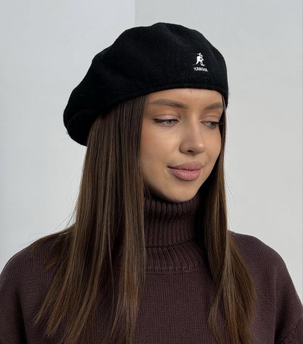 Берет Kangol жіночий чорний вовняний
