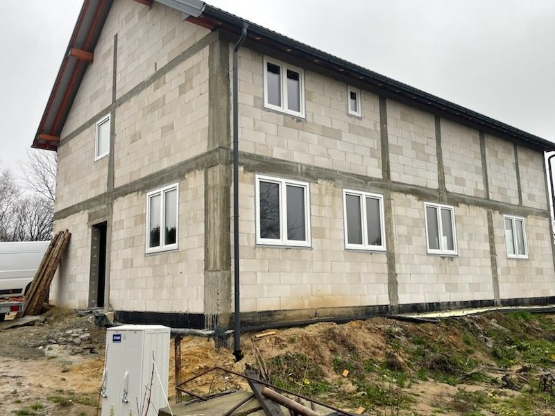 Działka z budynkiem