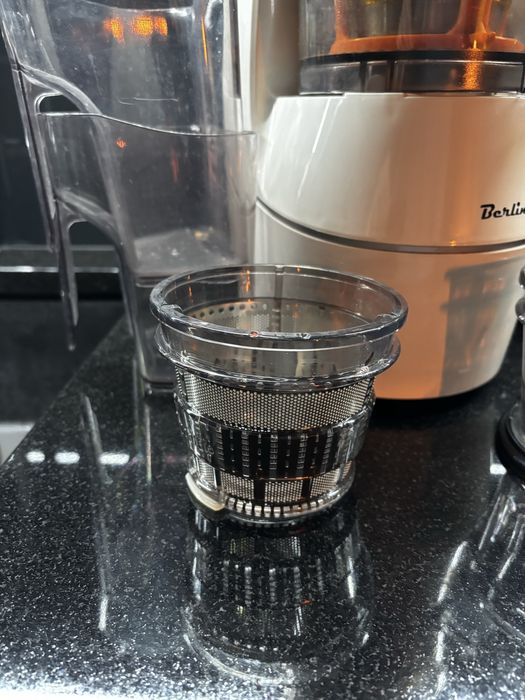 Berlinger wolnoobrotowa wyciskarka do owoców i warzyw MOCNA