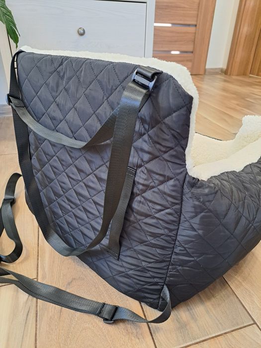 Fotelik samochodowy dla średnich psów 872