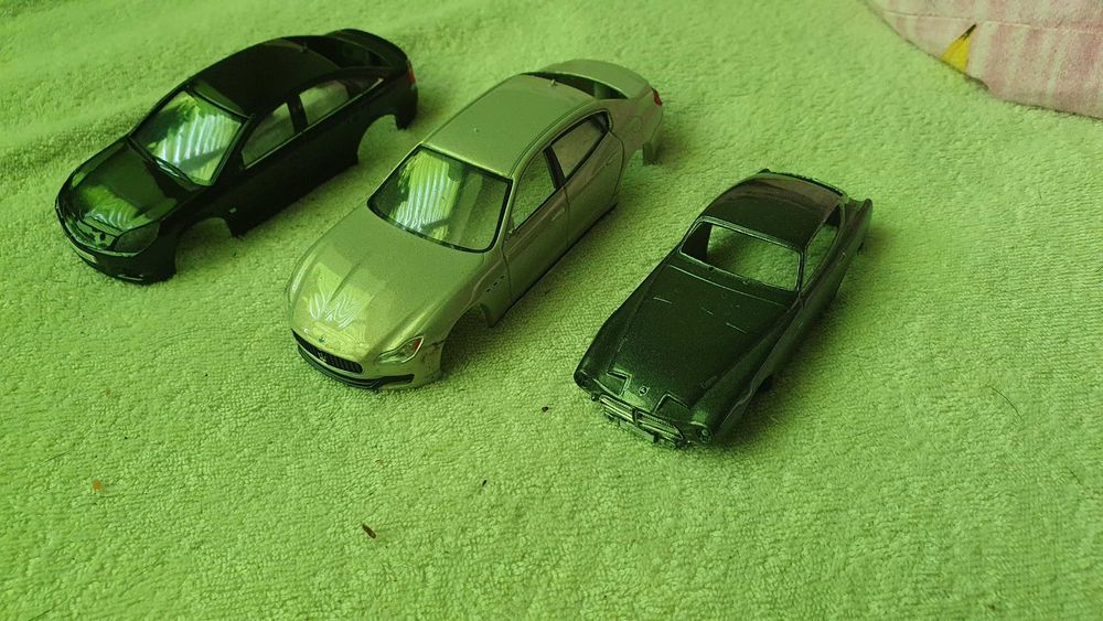 Автошрот з моделей 1/43.кузова Diecast, нутрянка колеса и тд,..