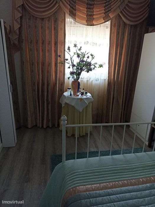 Quarto - localizado em Santarem