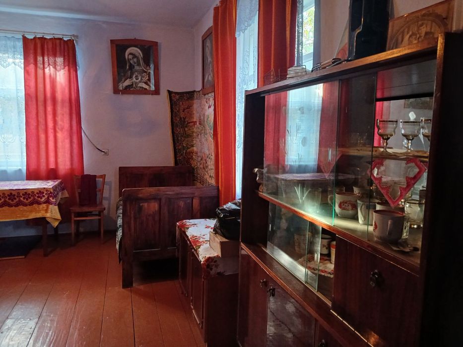 Продам дачний будинок