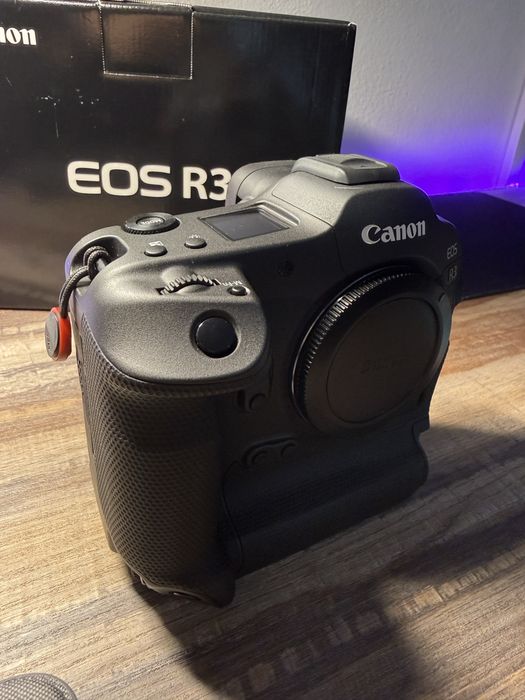 Canon R3 Corpo Pouco uso