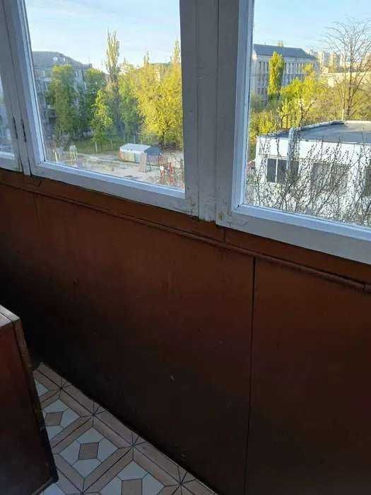 2К квартира на Строителей,24 м. Дарница