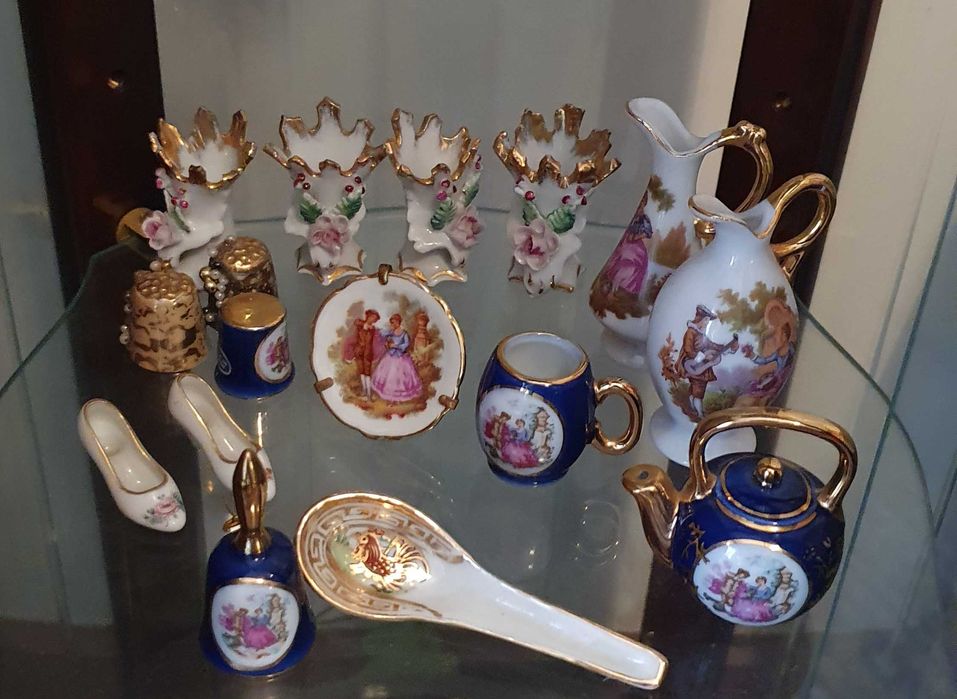 Miniaturas de porcelanas Limoges e Portuguesa.
