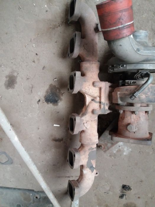 Запчастини двигуна Рено Магнум 430