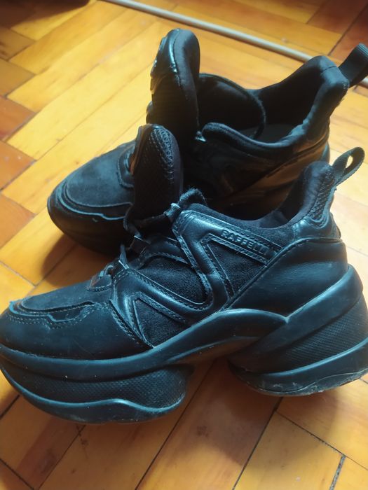 Кросівки 36 розміру