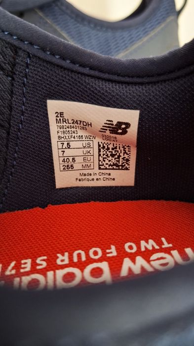 Buty sportowe New Balance mix kolorów Rozmiar 40.5