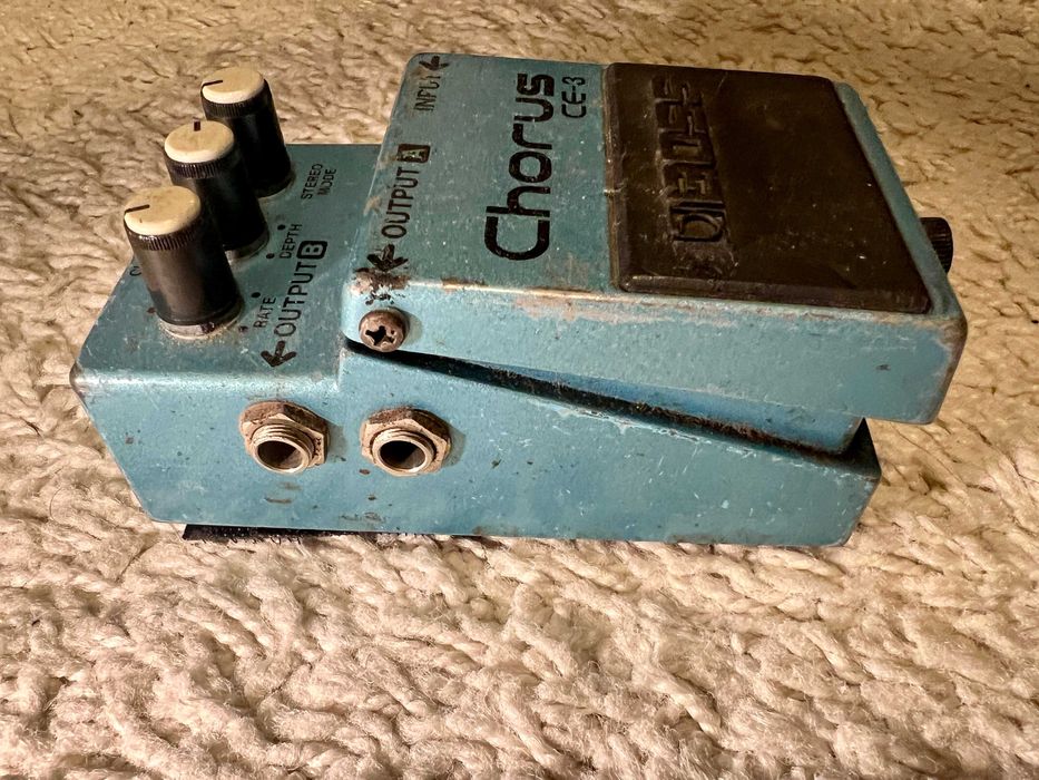 Boss chorus CE-3