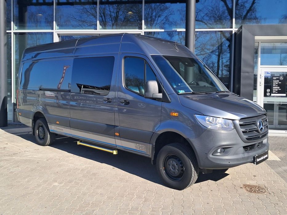 Mercedes-Benz Sprinter 319