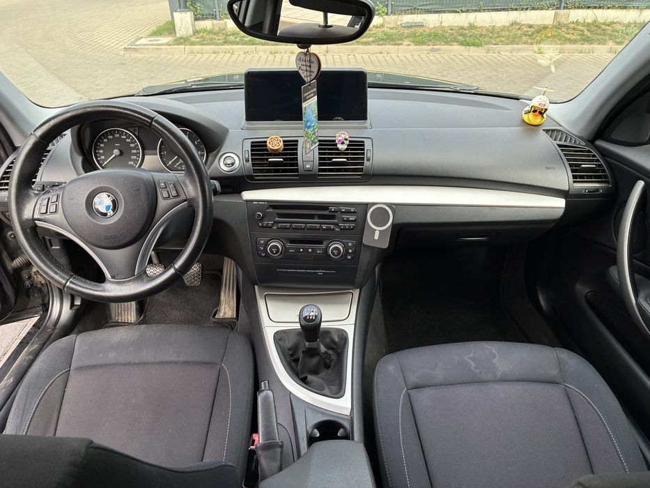 BMW 116i E87 LCi 2009r.
