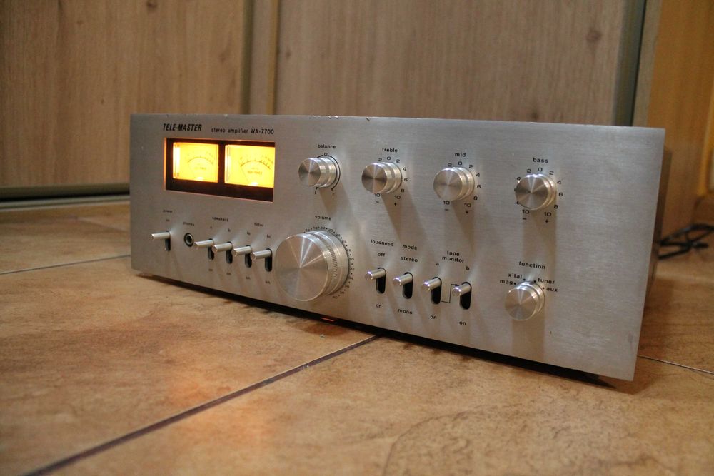 Piękny Wzmacniacz Tele-Master WA-7700 Vintage Wangine Dual Mono