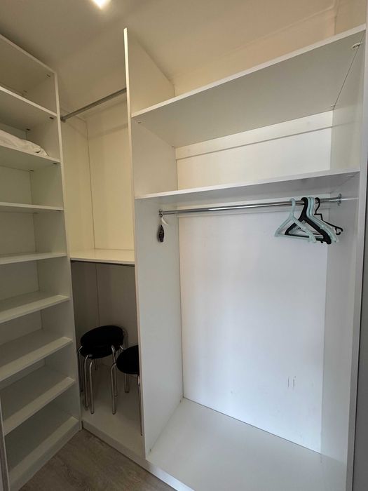 Продаж 2-к квартири з балконом та окремими кімнатами