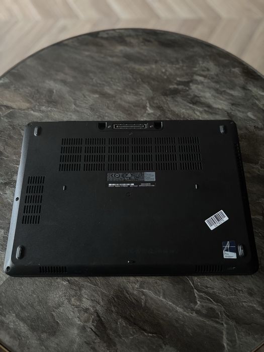 Laptop DELL LATITUDE E5470 -14”- plus stacja dokująca w zestawie