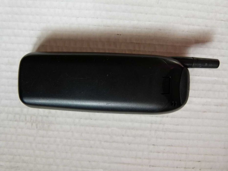 Telefon komórkowy Motorola M3588 nie uruchamia s