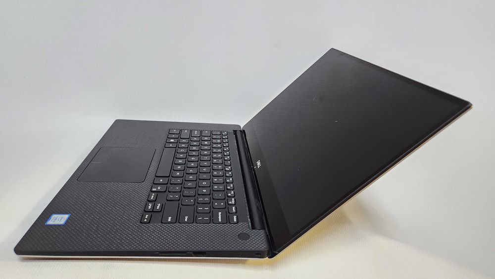 4K Dell Precision 5530 i9 8950HK 16  512 P2000 4GB