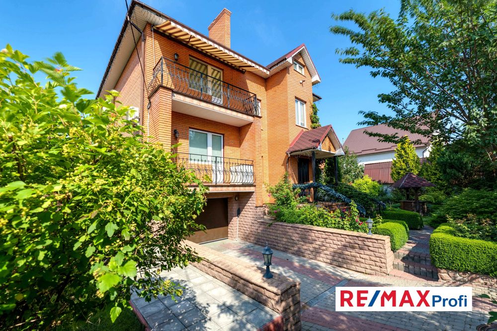 Будинок 450 м2, ремонт, цоколь , басейн, 12 соток  в с. Глеваха (село)