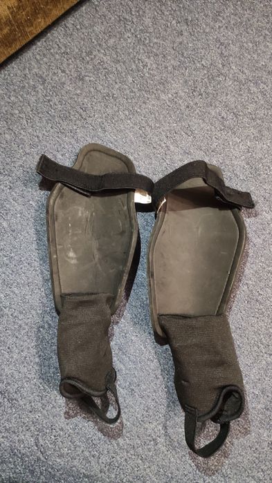 Ochraniacze Nike Charge XL