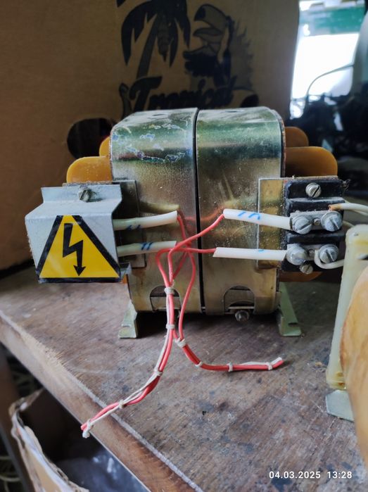 Трансформатор тока. Блоки питания