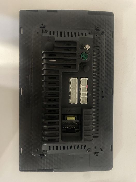 Продам автомагнитолу Teyes cc2l plus