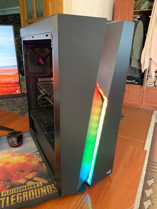 Торг. Ігровий компьютер разом з усiма девайсами (RX 570 8GB, I3 1015F, 16GB RAM)