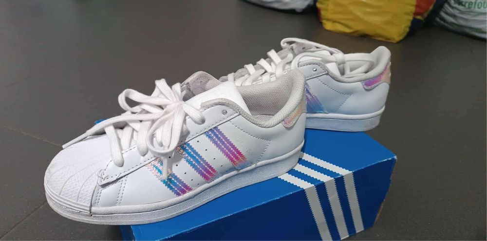 Adidas superstar