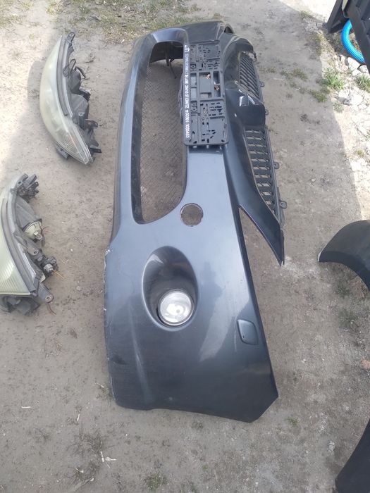 Zderzak Mitsubishi grandis A72 blotnik lampy