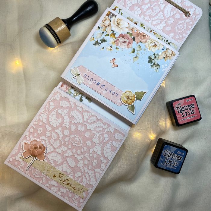 Mini album scrapbook