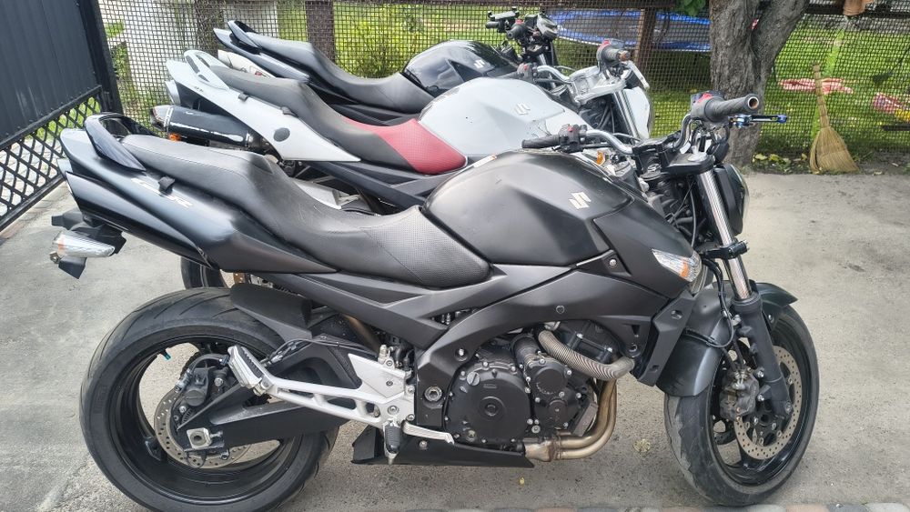 Вилка, пера траверси Suzuki gsr 600 400