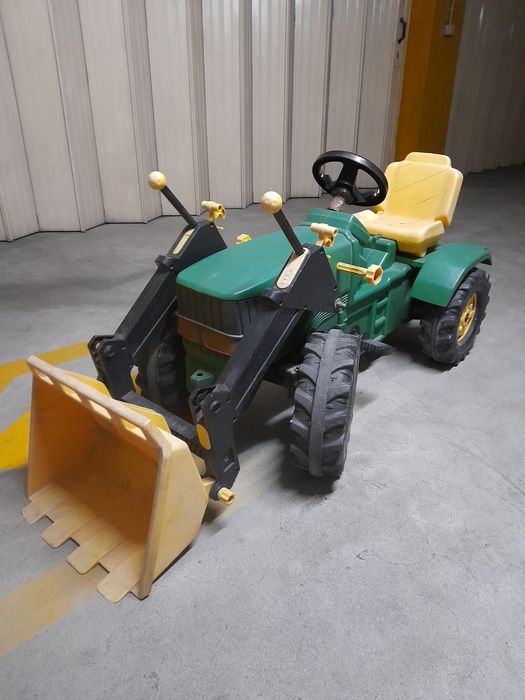 TRATOR de criança dos 2 aos 10 anos