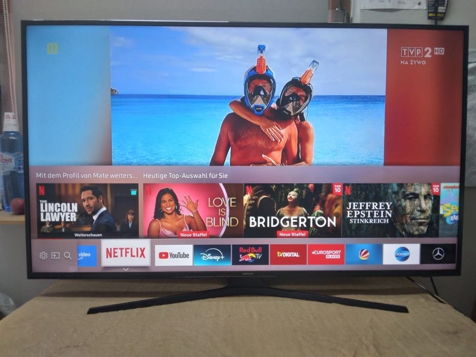 Smart TV Samsung 55 cali 4K Ultra HDR DVB-T2 HEVC Wi-Fi