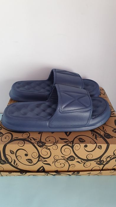 Klapki nowe piankowe rozmiar 40 / 41