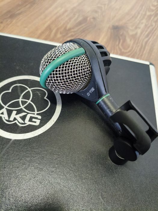 Conjunto Microfones AKG Drumset Concert I + Sm 57