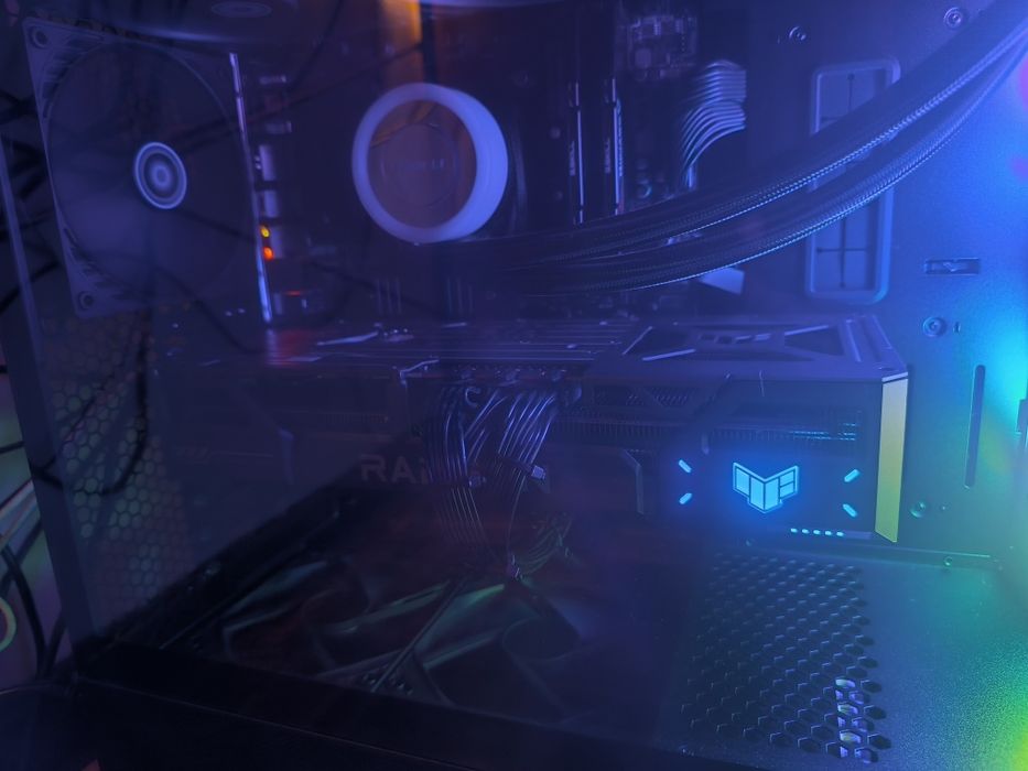 RX 9070 XT - Tuf Gaming 16 gb NOVA!