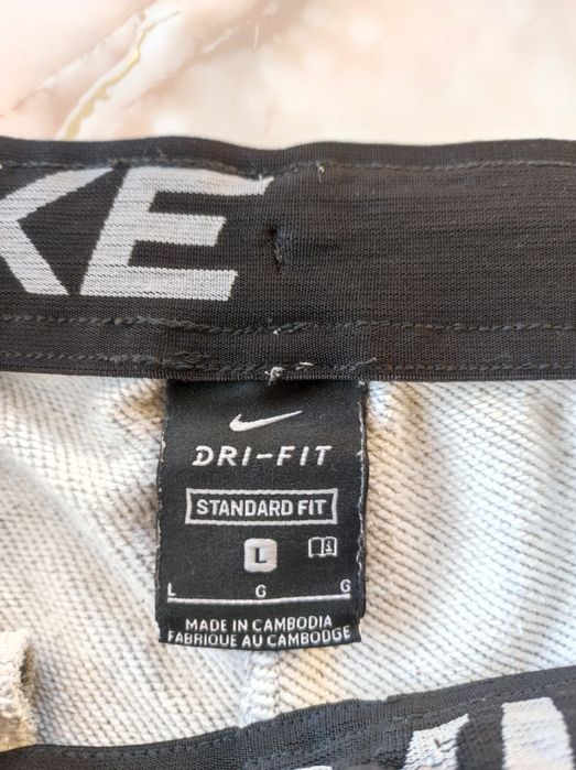 Спортивні штани чоловічі Nike, L