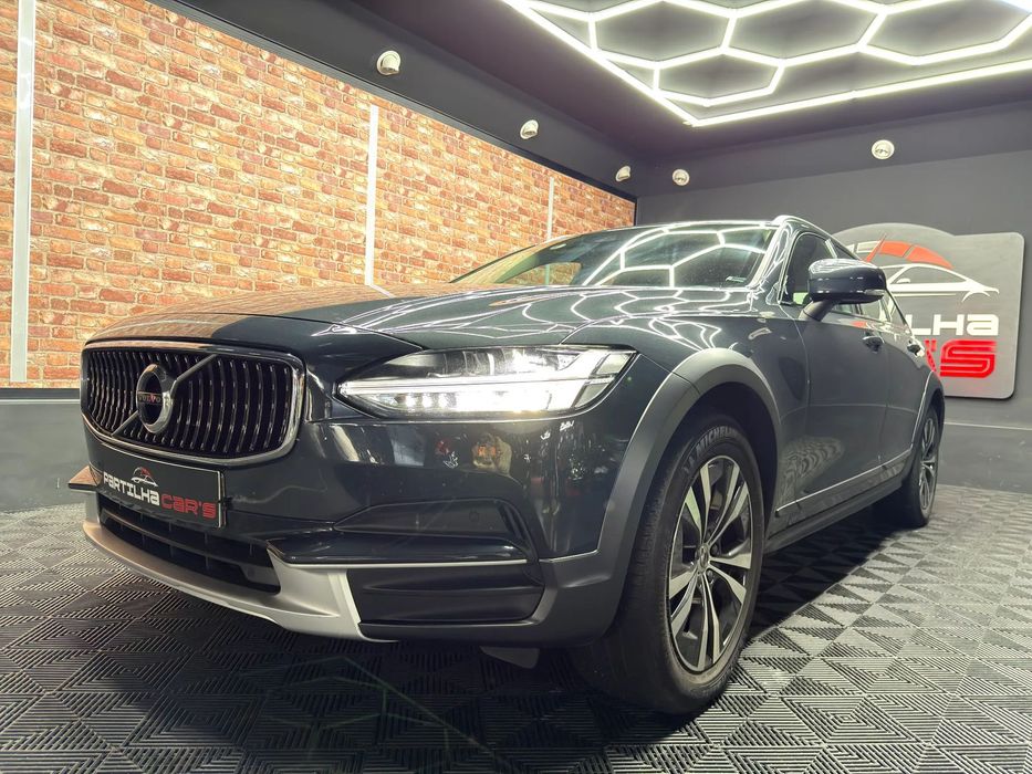 Volvo V90 Cross Country 2.0 D4 Pro AWD Geartronic