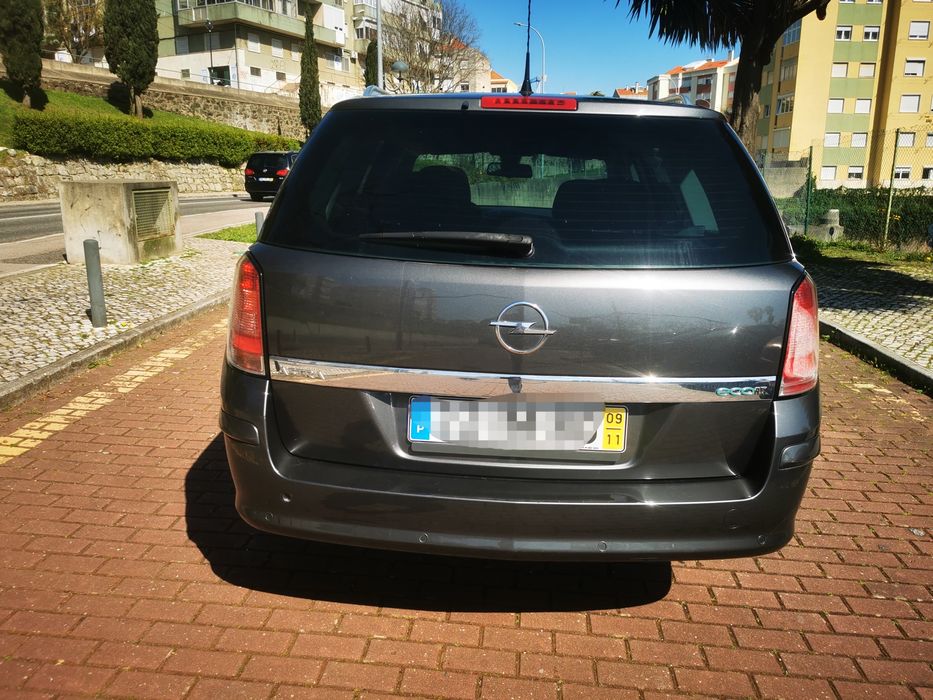 Opel Astra Caravan 1.7Cdti de 2009(Motor Isuzu)