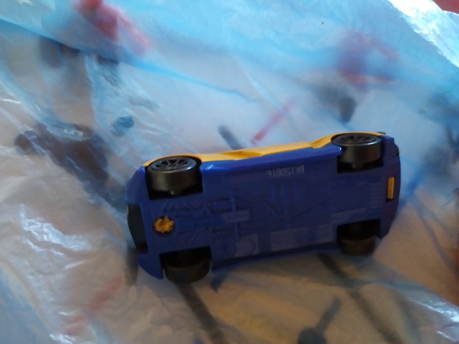 Продаються дитячі машинки